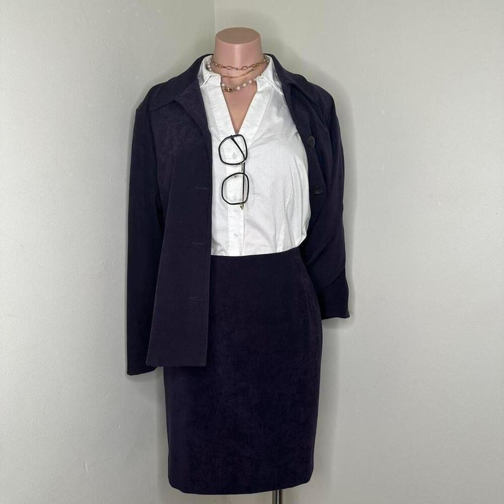 Purple Business Casual Minimalist Work Skirt Suit Medium Petite Vintage USA